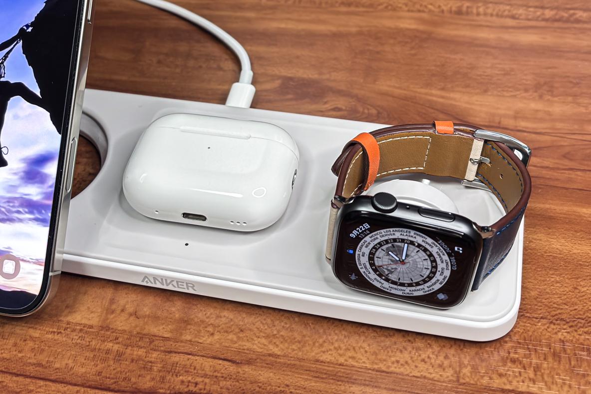 Appleユーザー必見！「3in1充電ステーション」をAnker製品に