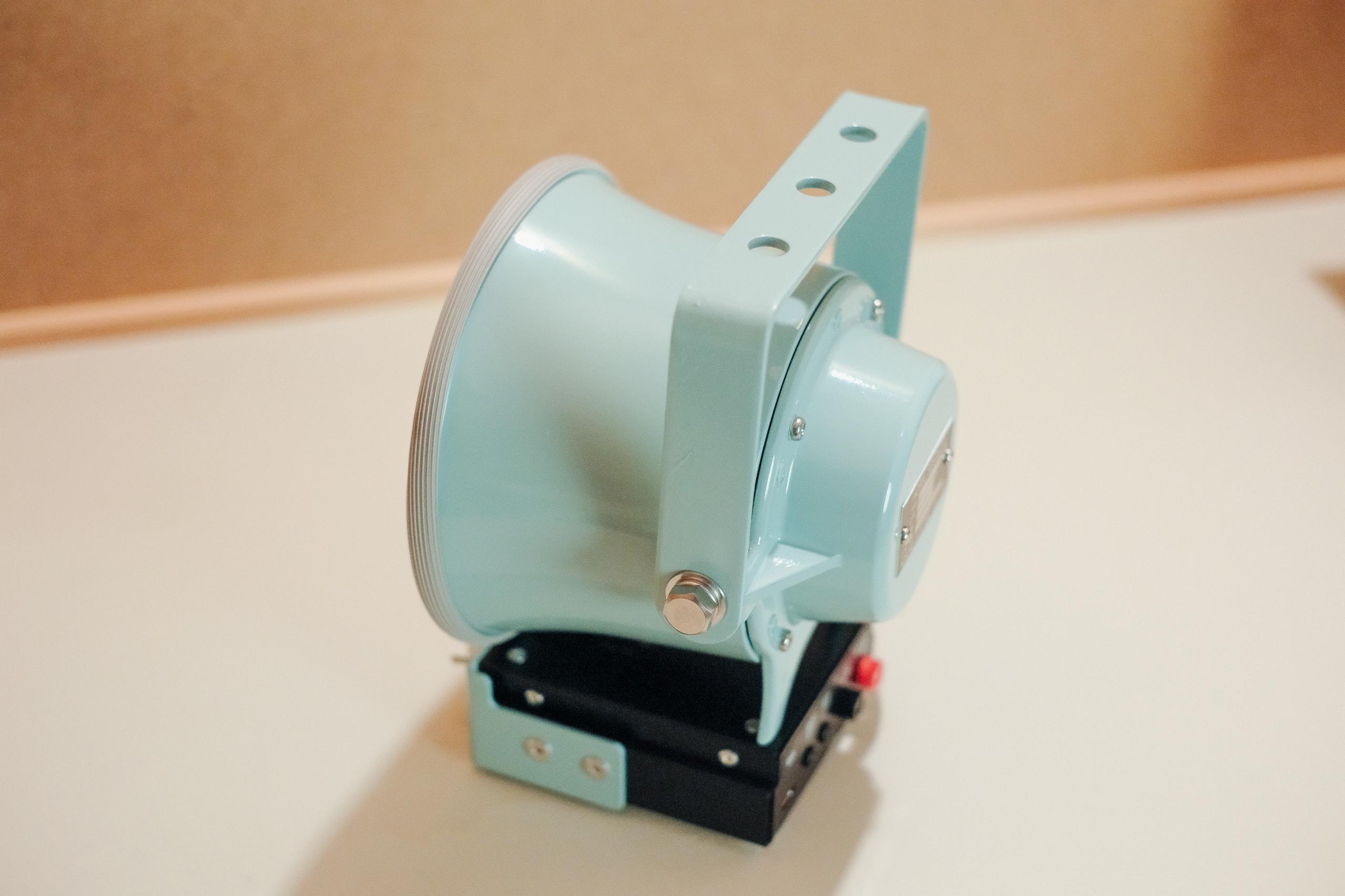 三丁目の夕日が思い浮かぶ。見た目も音色も特徴的すぎるノボル電機の