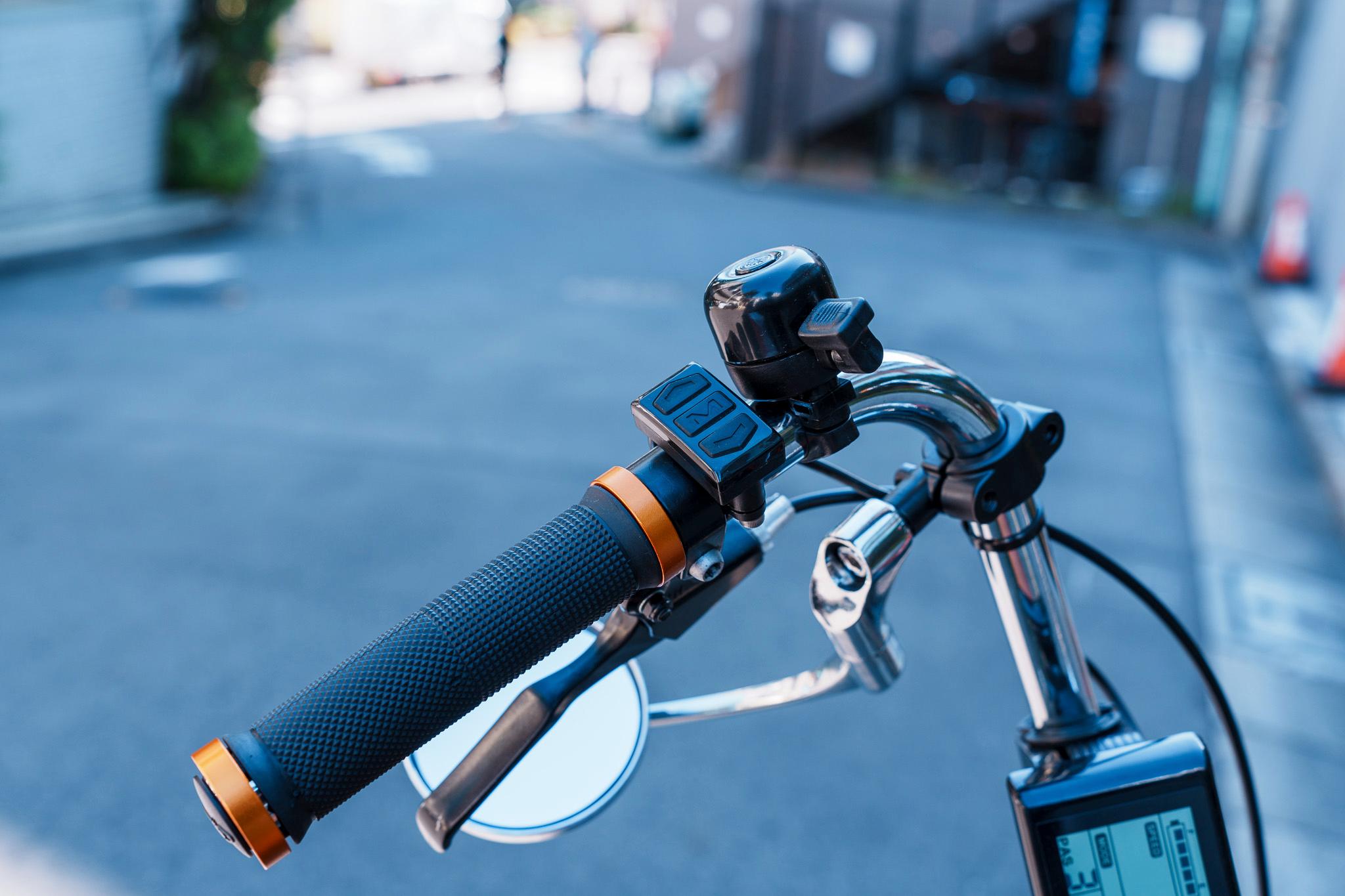 Maverick迷彩電動アシスト自転車トルクセンサー公道合法仕様48v18ah