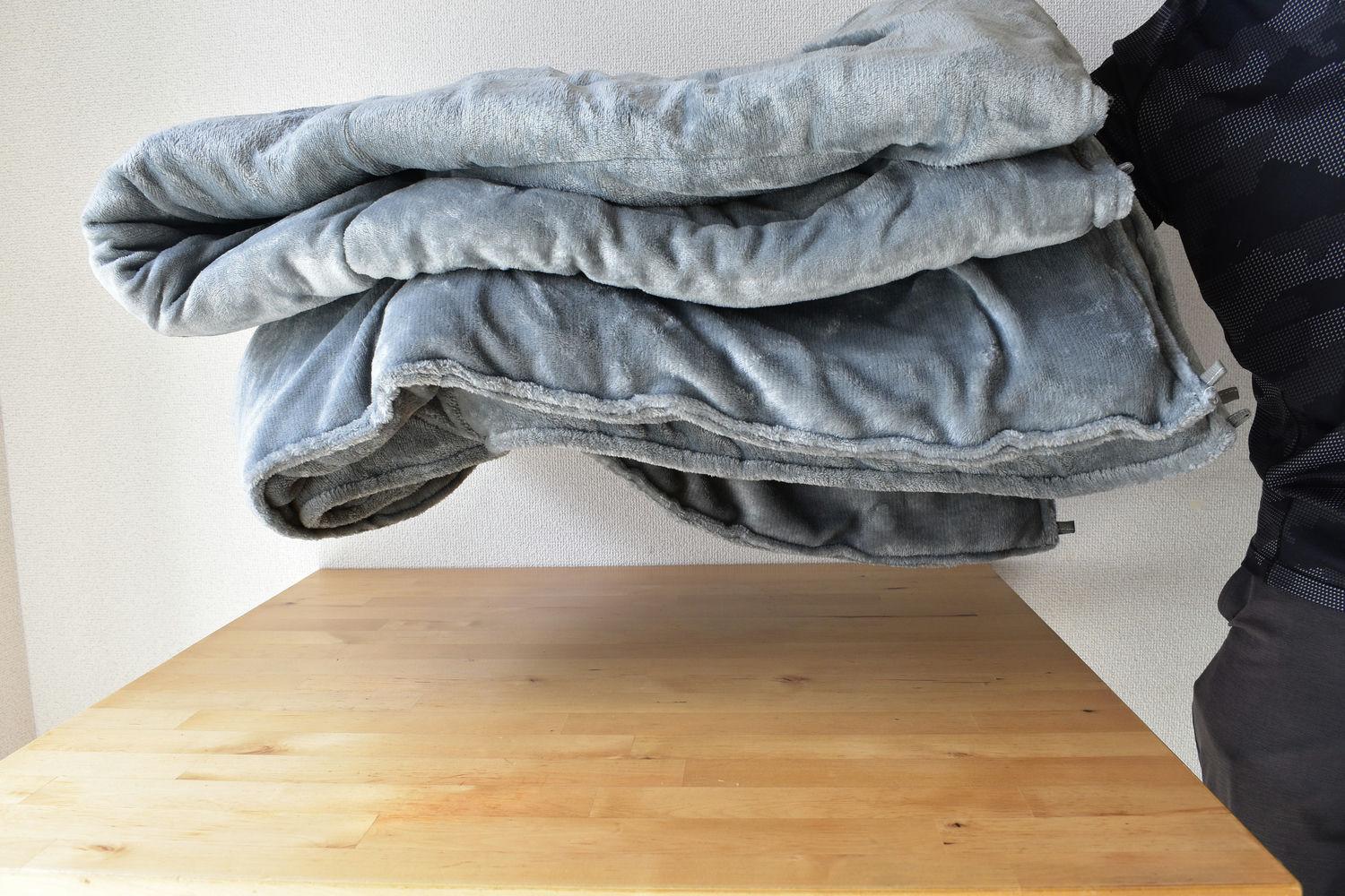 薄いのに暖かい掛け布団。1枚あれば寒い夜も安心でした | ROOMIE