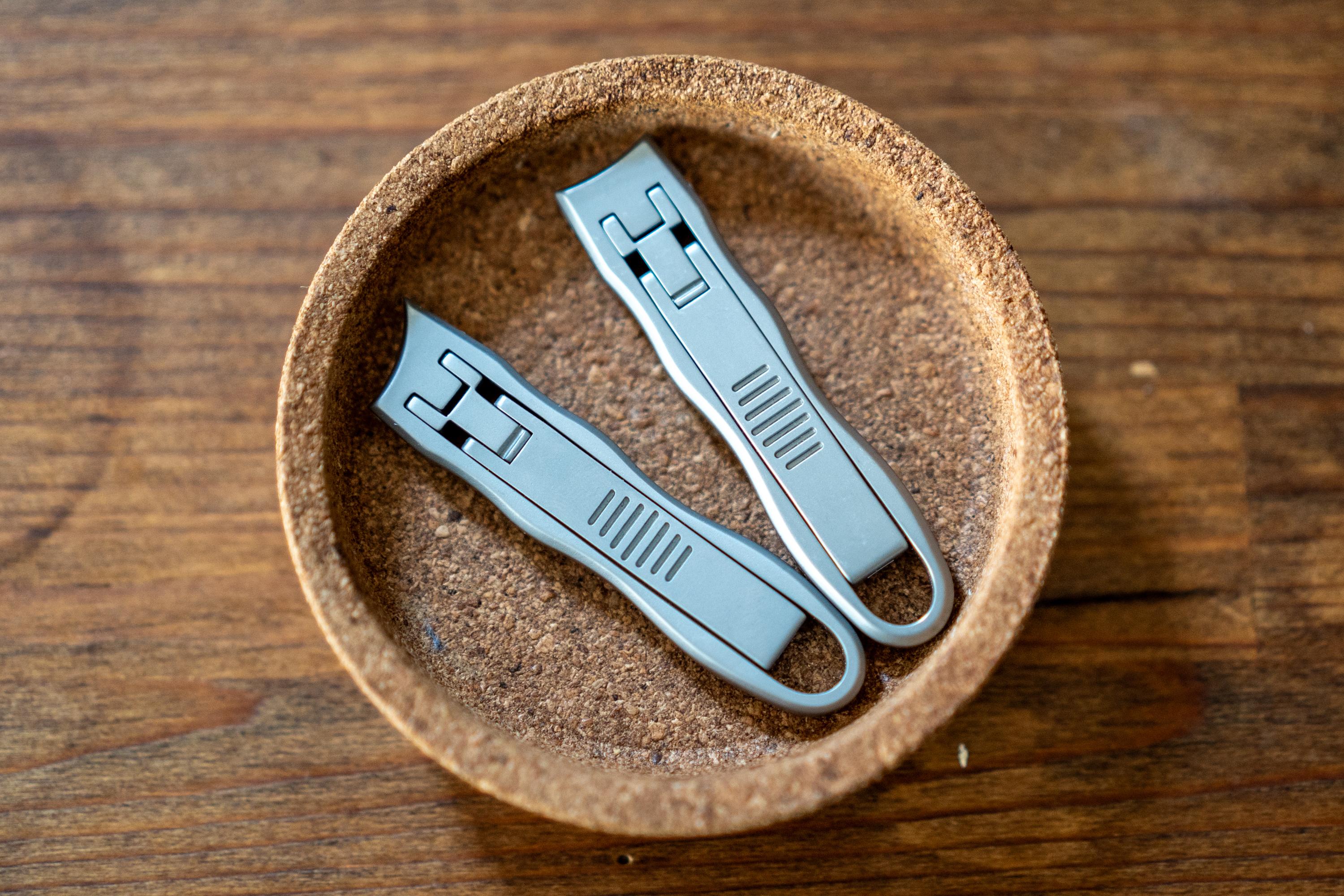爪切り 財布にも忍べる!? 極薄爪切り「Nail Flex」は自宅でも出先でもサッと