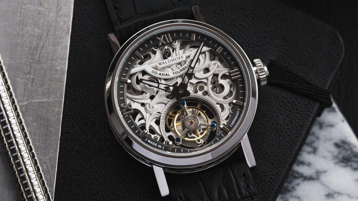 美品　WALDHOFF ヴァルドホフ スケルトン トゥールビヨン　手巻き　稼働中 10万円台でトゥールビヨン 】ドイツ発、 “ヴァルドホフ”の