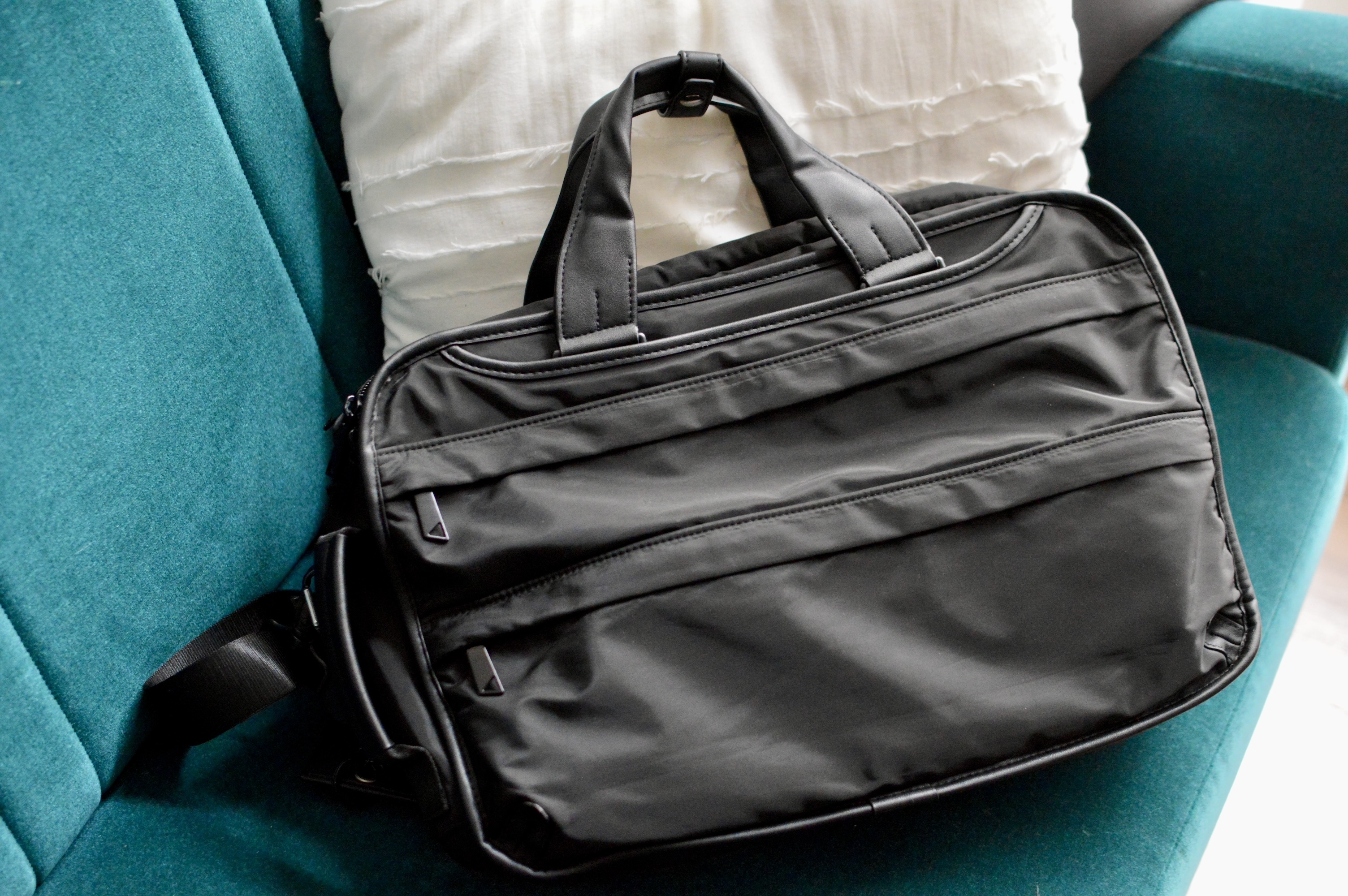 UNITED TOKYO 3WAY BAG ビジネスバッグ UNITED TOKYOのビジネスバッグが便利だった。デザイン性も高い