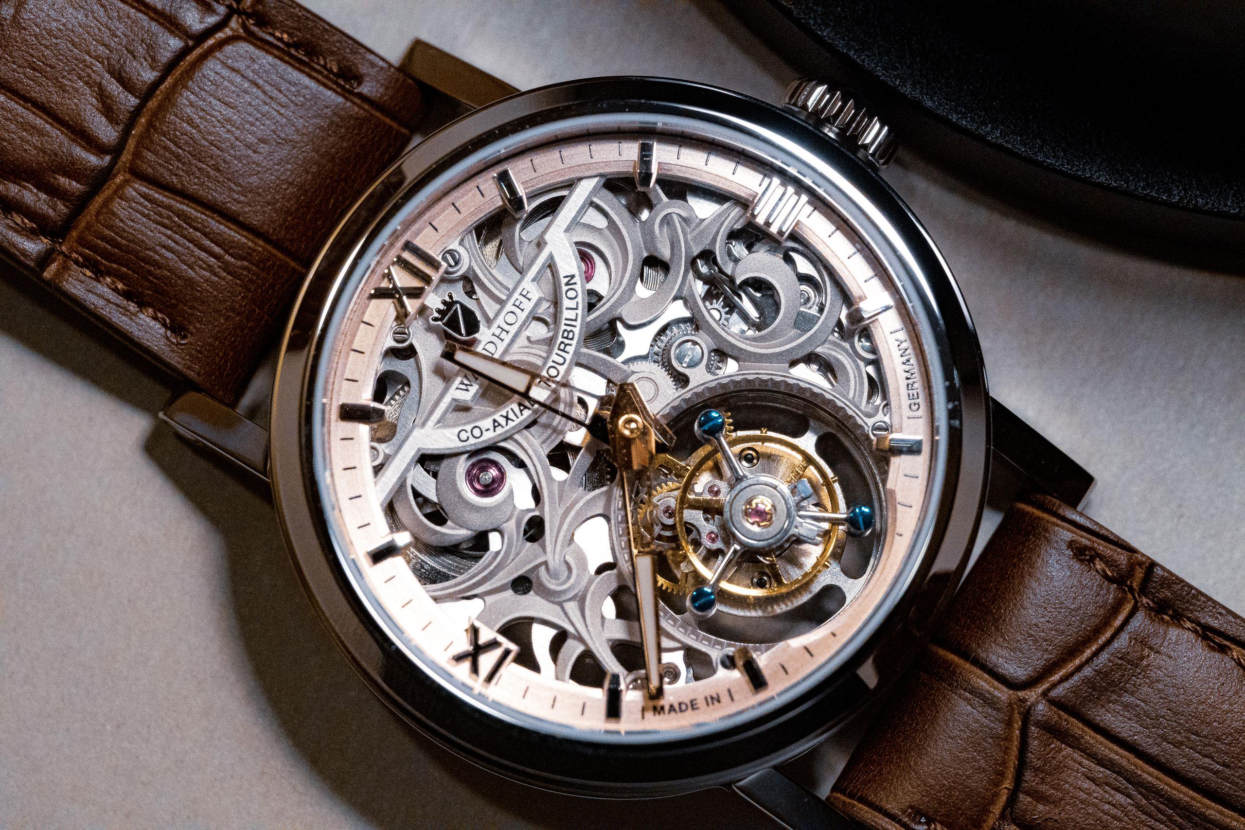 値下げしました 動作品 トゥールビヨン キャリッジクロック 置時計 アンティーク 動作品 トゥールビヨン キャリッジクロック 置時計 アンティーク 古