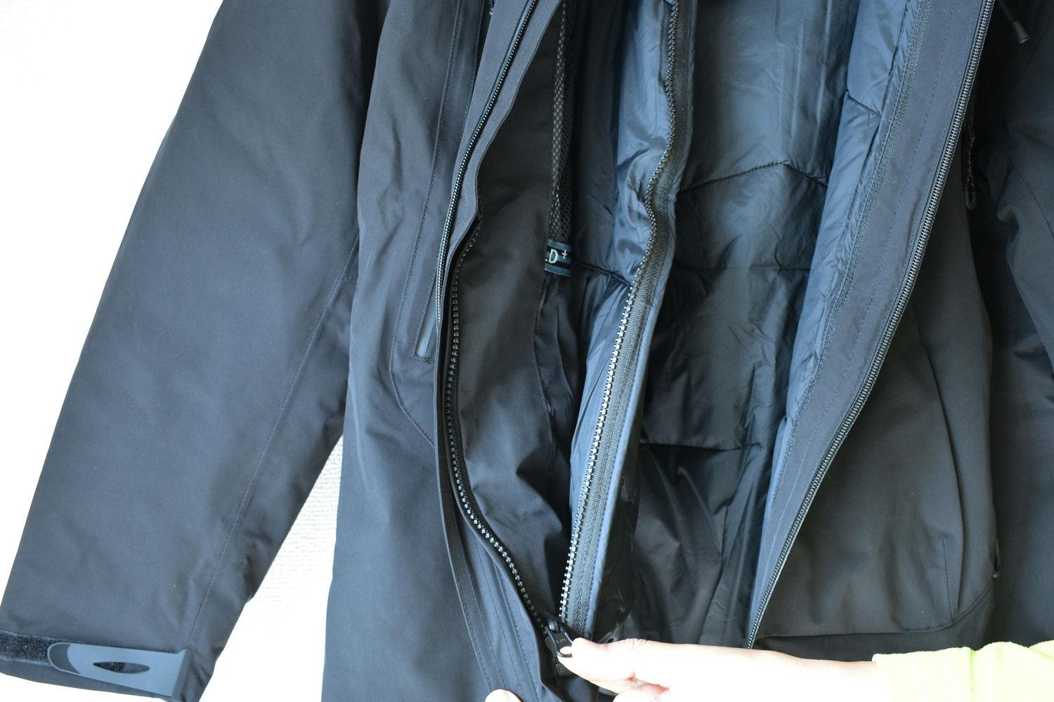 196℃も断熱。宇宙服素材で寒さを退けるハイテク防寒着を試してみた