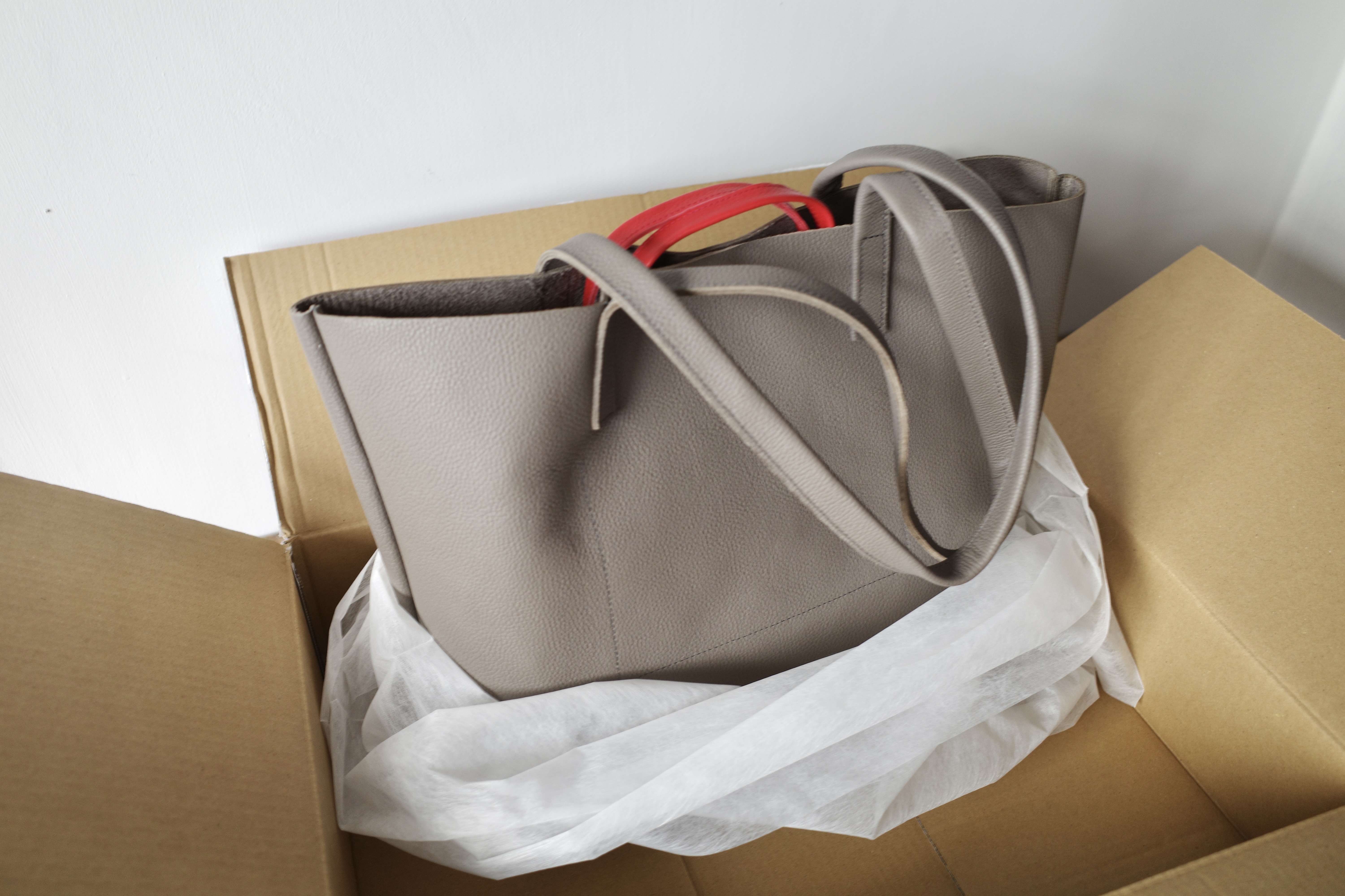 デッドストック革製品8点セット福袋を開封レビュー。これはお得すぎ