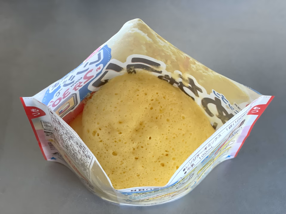 袋で混ぜて、そのままレンジでチンできる！ホットケーキより楽
