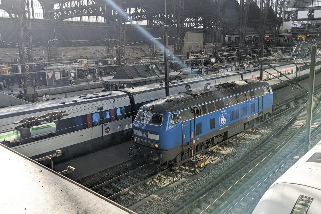 ドイツの電車は時間通り来たらラッキー…それでも日本の鉄道よりいいと