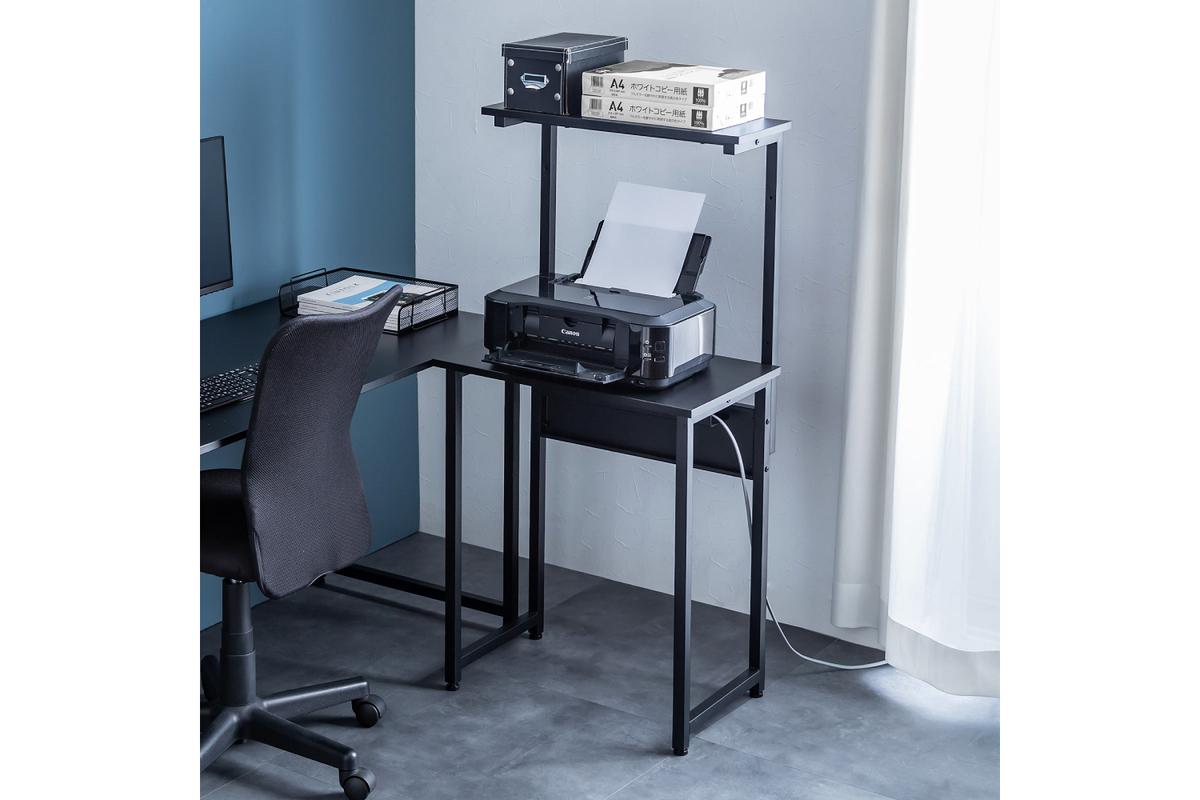 狭い部屋でもスペースをしっかり確保！PCデスクの3way活用アイデアに