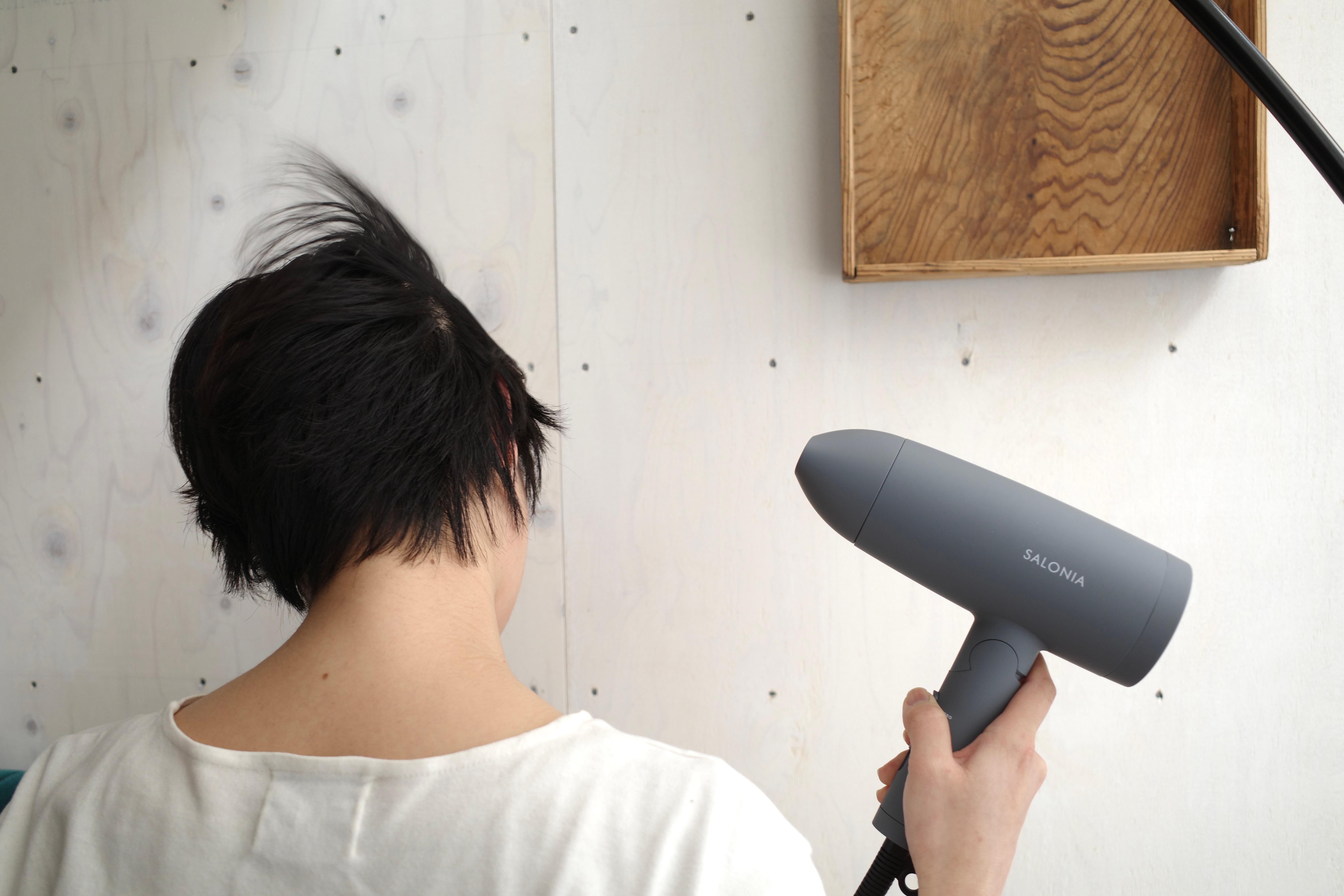 SALONIA サロニア エアトリートメント ドライヤー 大風量 速乾 軽量 Amazon | SALONIA サロニア スムースシャイン ドライヤー 大風量