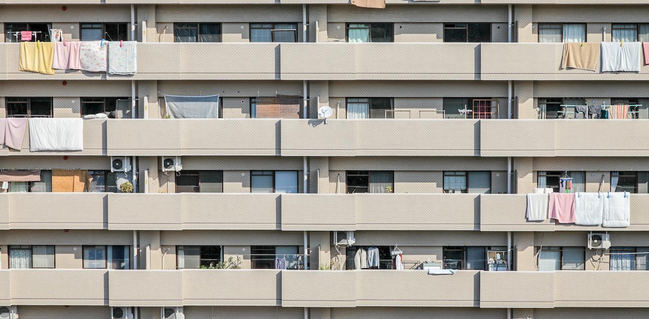 日本で「事故物件」は忌み嫌われる。あえてそれらを安価で売ったり貸したりする人々に話を聞いた | Business Insider Japan