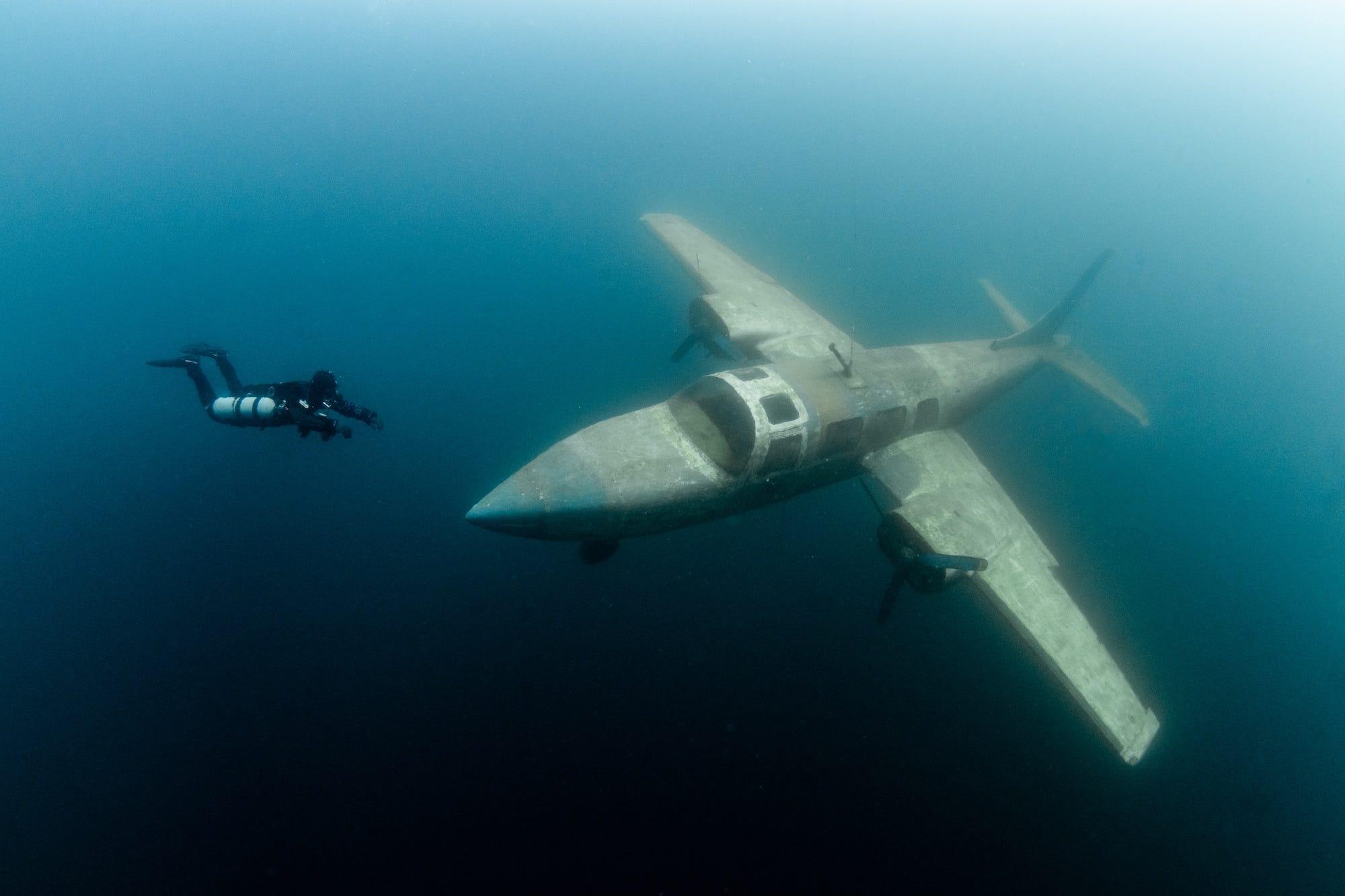 国際水中写真コンテスト「廃墟部門」の受賞作10点【2025年