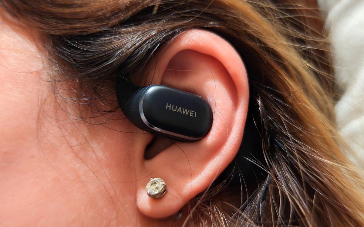 耳掛けイヤホン「HUAWEI FreeArc」レビュー：長時間使えるフィット感 