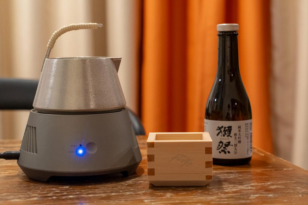 富士電機 自動酒燗器 FSD-HS1A 一升瓶用 業務用 酒燗器 美品 富士電機 自動酒燗器 FSD-HS1 通電確認済 一升瓶用 業務用 燗酒器