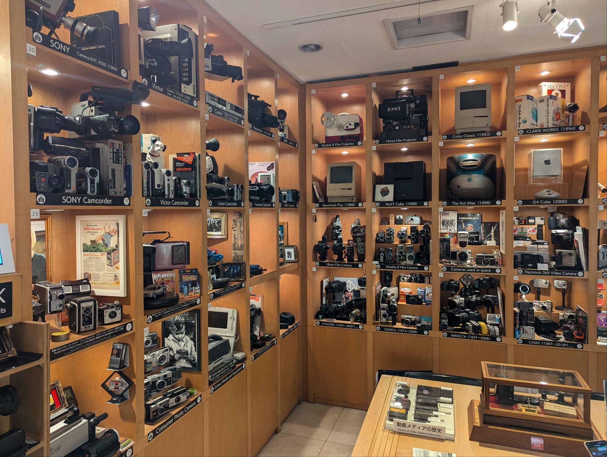 戦前のカメラに歴代Apple製品…絶滅ガジェットが“触れる”博物館。最後に