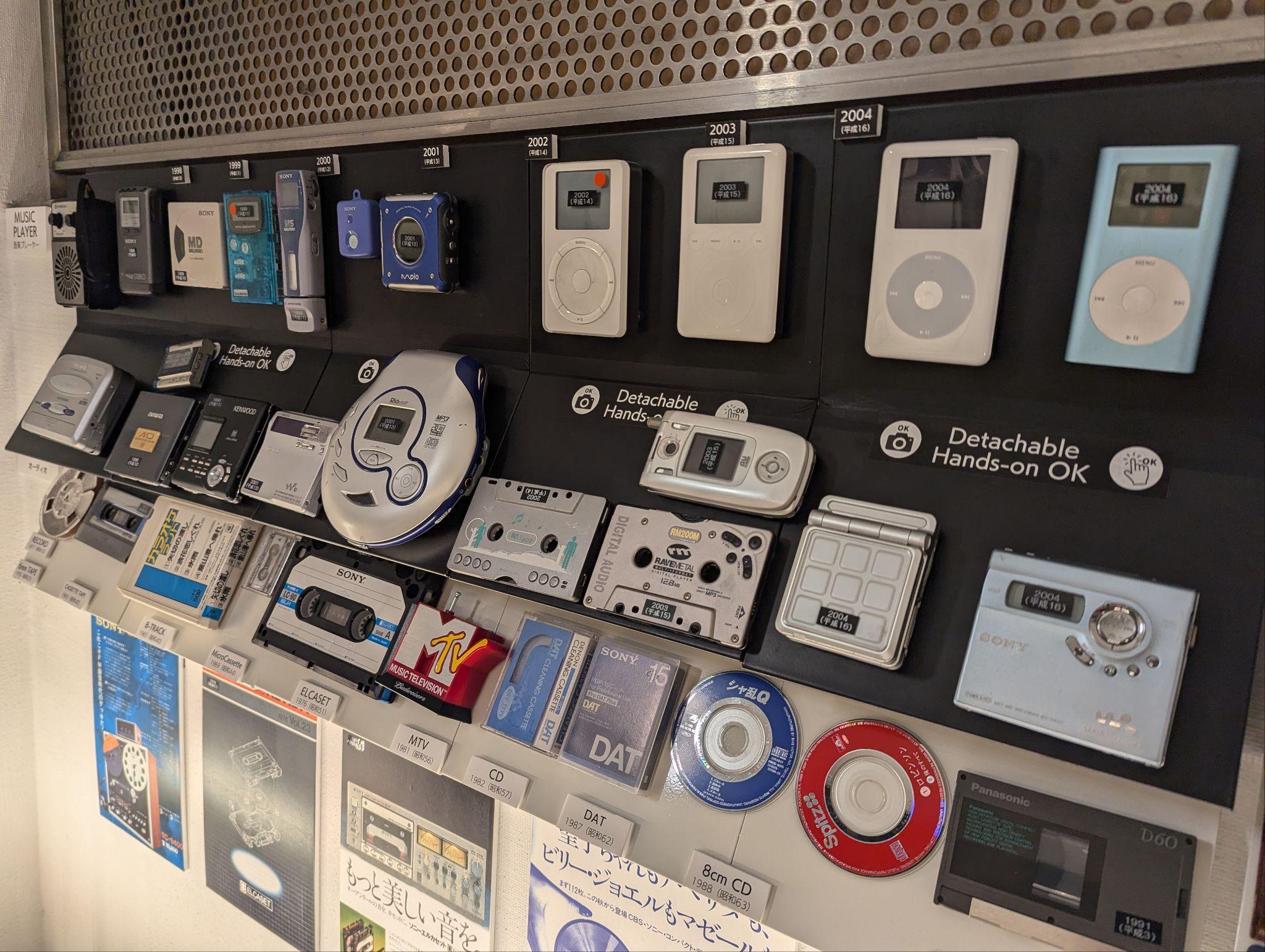 戦前のカメラに歴代Apple製品…絶滅ガジェットが“触れる”博物館。最後に