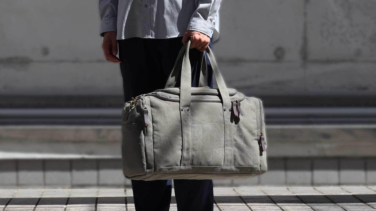 フルオープンで入れやすい！自立する帆布製ボストンバッグが期間限定