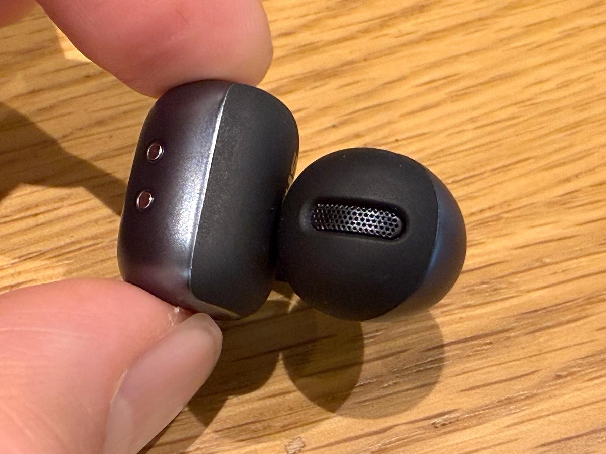 Shokzのワイヤレスイヤホン「OpenDots ONE」レビュー：独自技術で音 