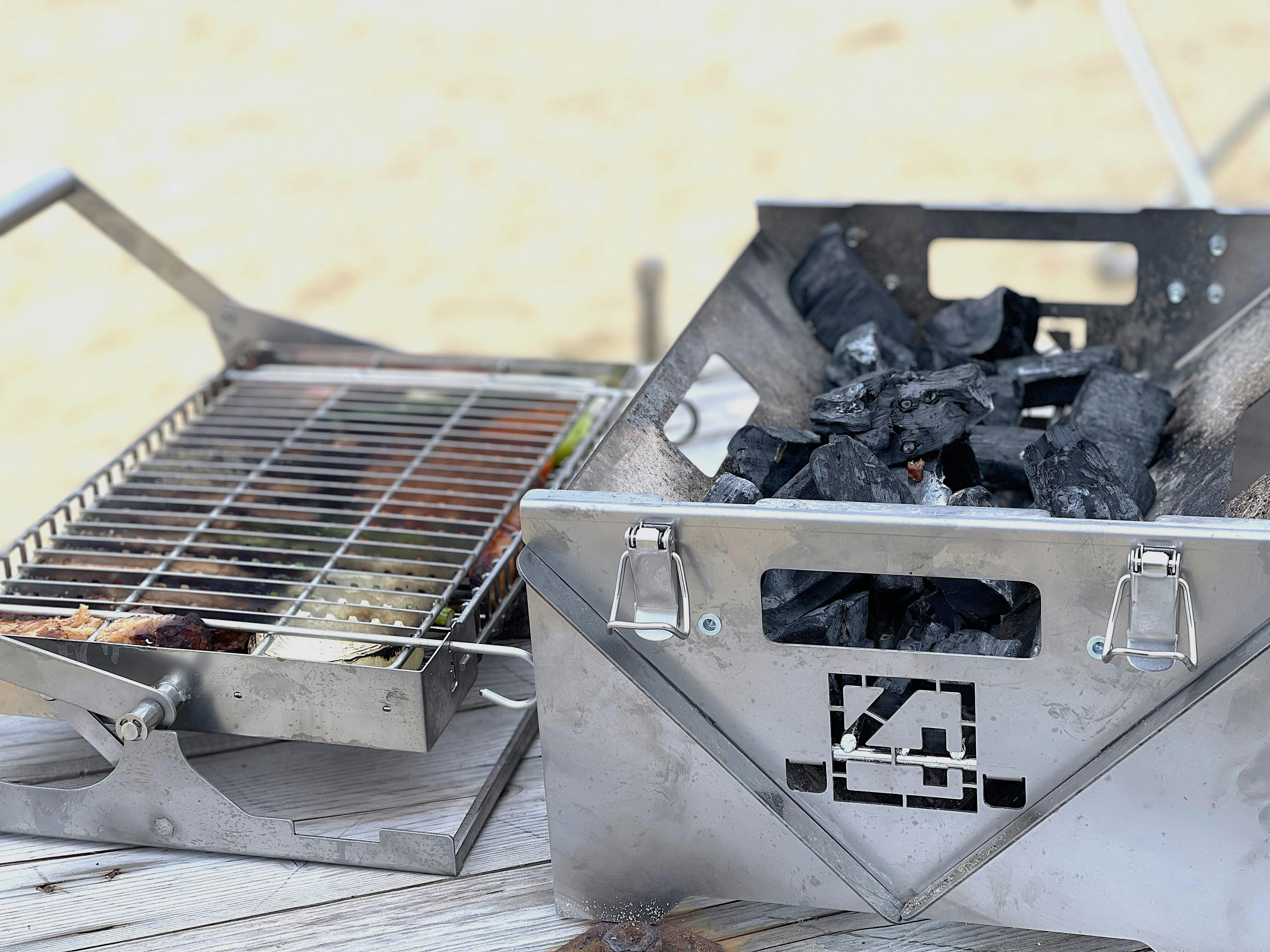 準備10秒、片手でひっくり返せる。“時短BBQ”を叶えるギア、見つけた