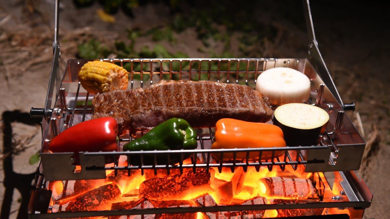 準備10秒、片手でひっくり返せる。“時短BBQ”を叶えるギア、見つけた