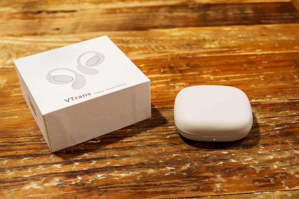 VORMOR V13 翻訳イヤホン 開封しただけ VORMOR V13 翻訳イヤホン 開封しただけ VORMOR V13 翻訳イヤホン