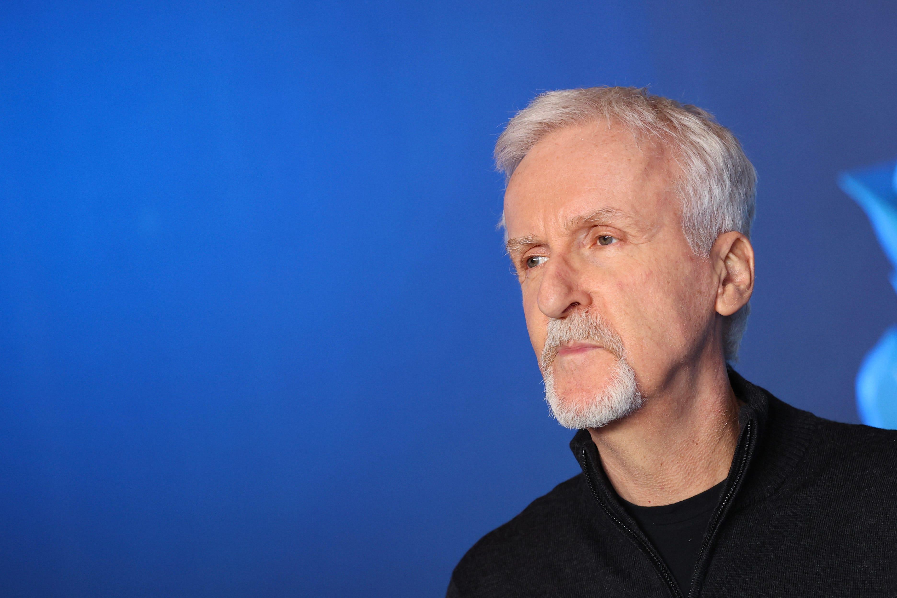 ジェームズ・キャメロン、超大作映画の製作費を半分に削減する