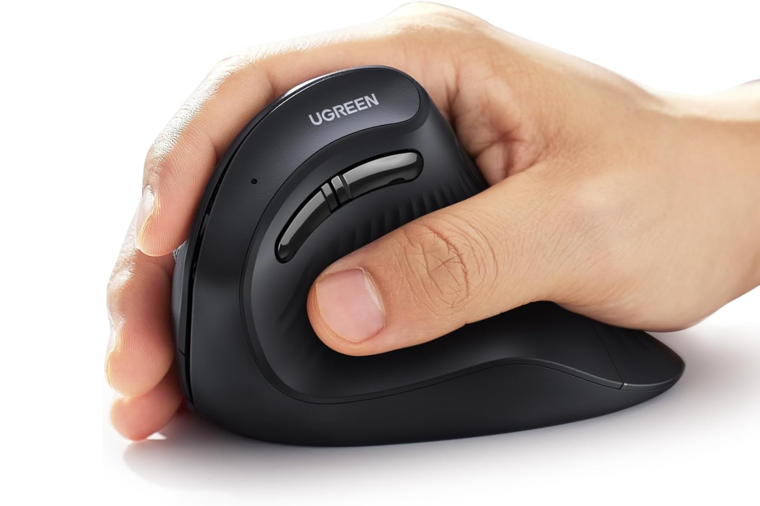 手首や肩をいたわる縦型マウス、まさかの2,000円台で手に入る時代だ