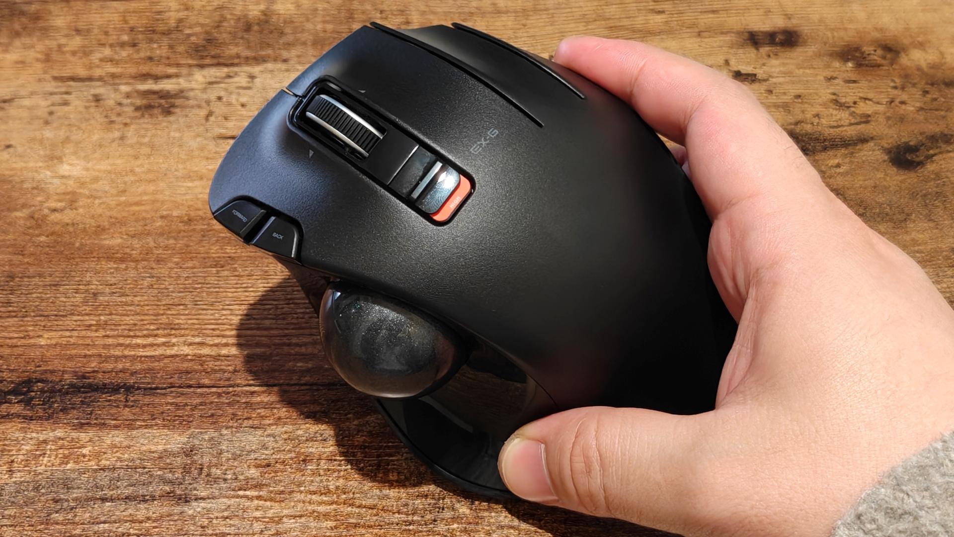 3000円台で買えるエレコムのトラックボール「M-XT3DRBK」は入門
