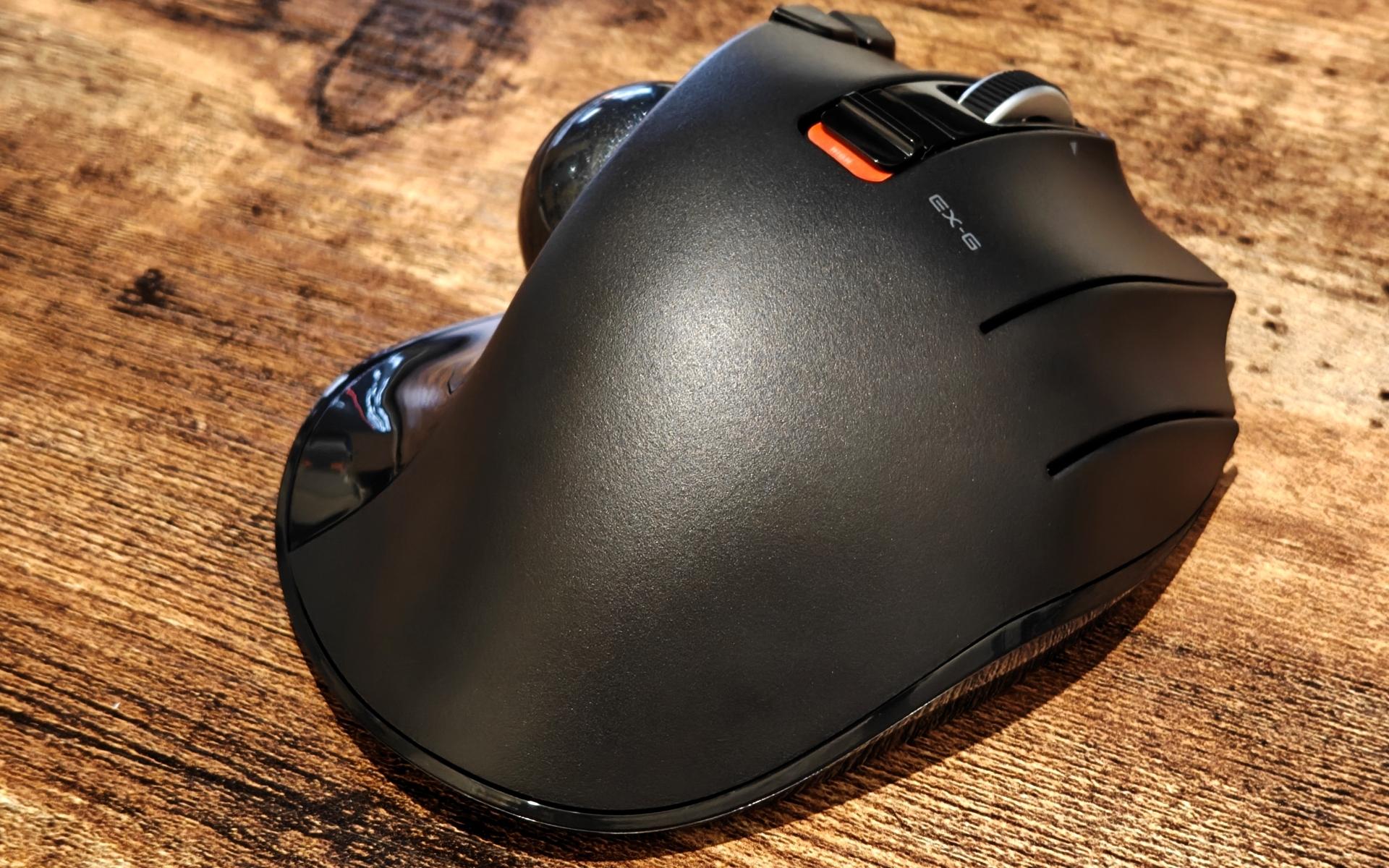 3000円台で買えるエレコムのトラックボール「M-XT3DRBK」は入門機に