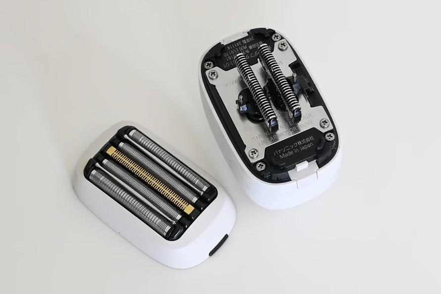 さすがパナソニック。手のひらサイズのこれで「ひげ剃りめんどくさい