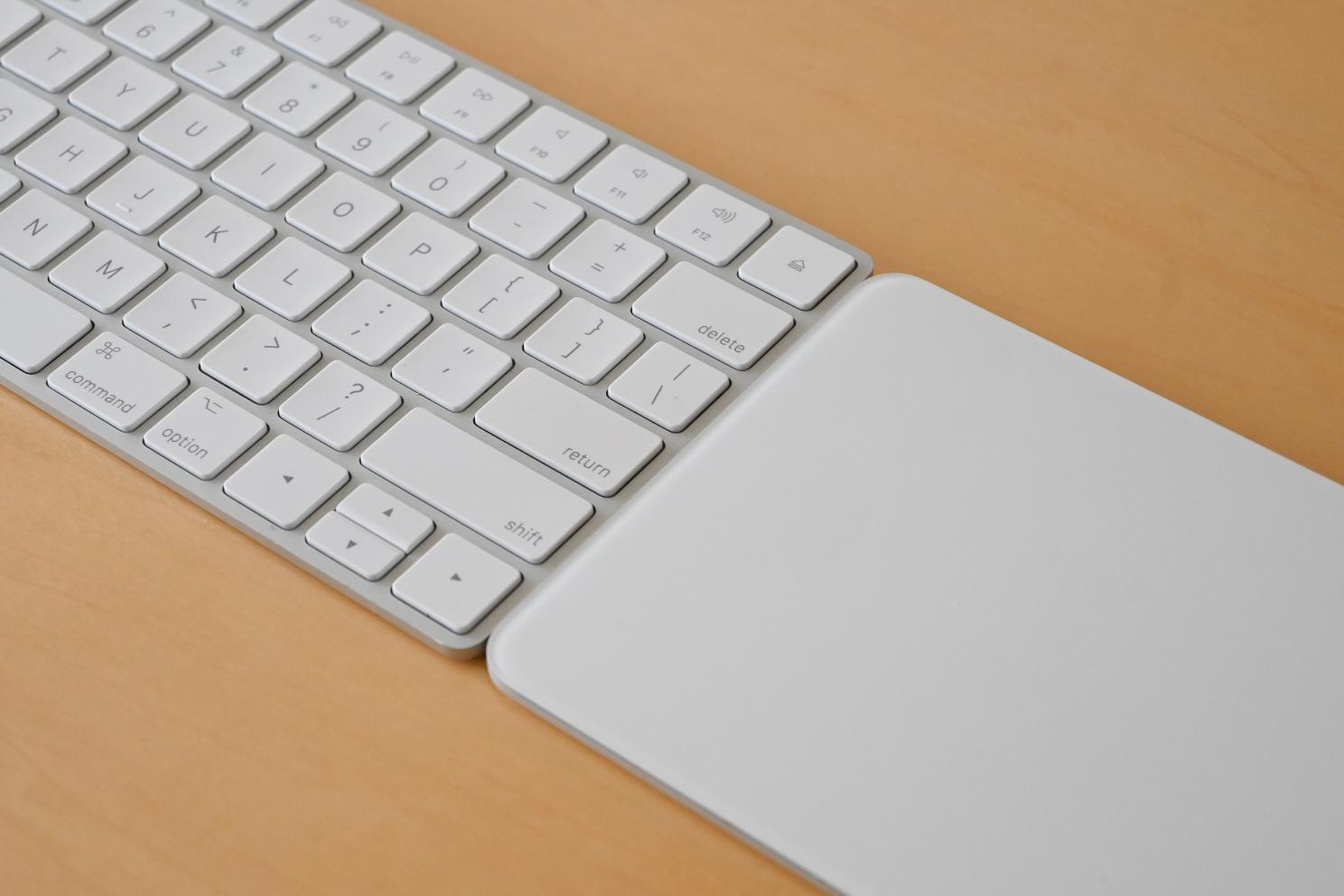 マウスやめて変わったタイパ。「Magic Trackpad」で作業効率がグッと