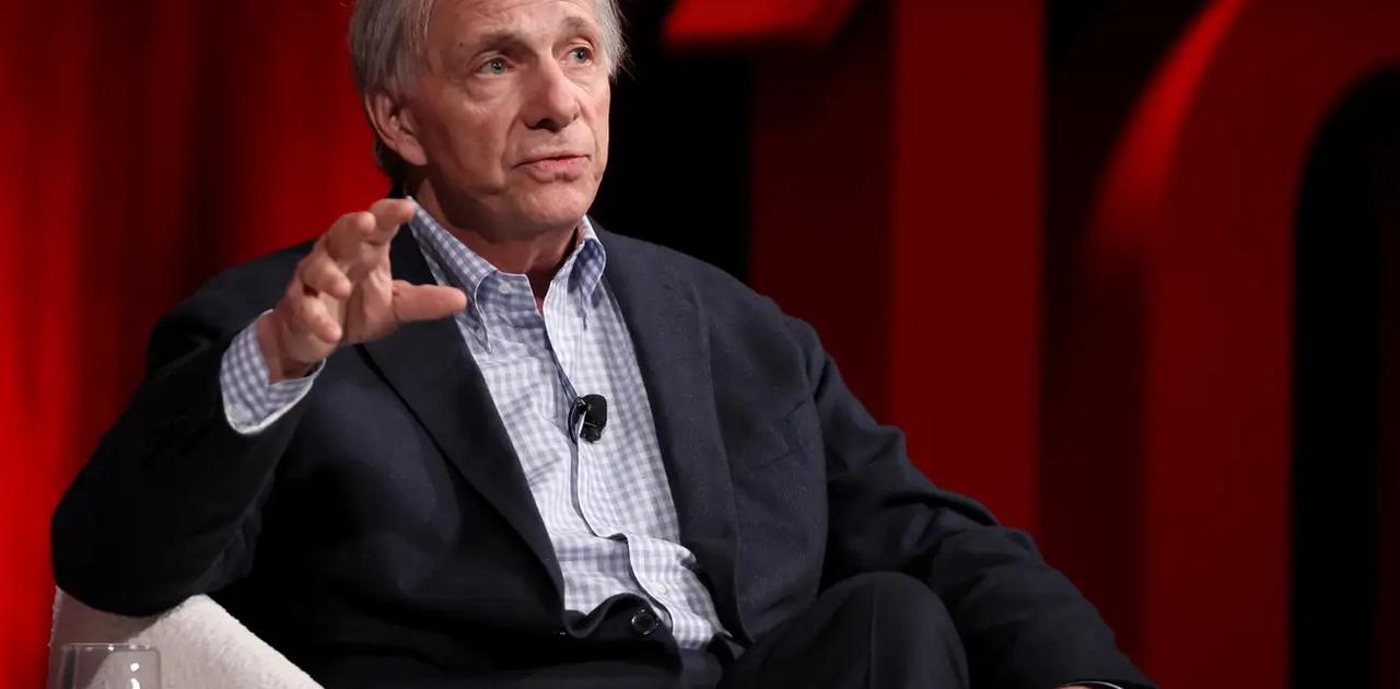 世界秩序は「崩壊の瀬戸際にある」 —— レイ・ダリオ氏が警鐘 | Business Insider Japan
