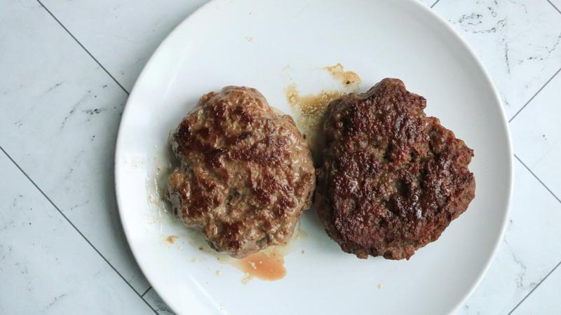 ハンバーグ2つ