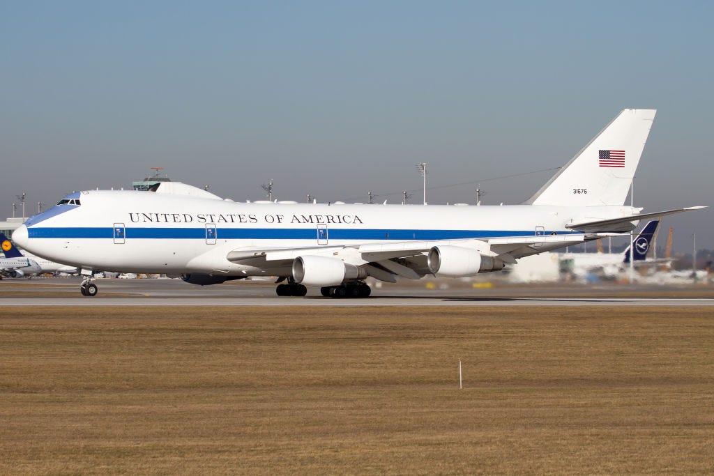 もう一つの大統領専用機、E-4B ナイトウォッチの内部を見てみよう