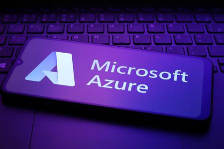 マイクロソフト、法律業界向け生成AIのHarveyと200億円超の大型クラウド契約。なぜ選ばれたのか