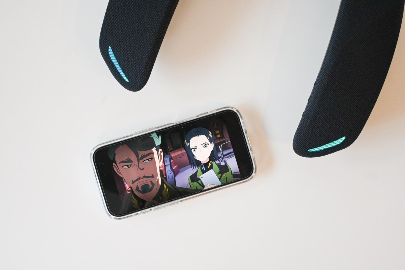 肩にかけるだけなのに臨場感スゴイ。Panasonicのネックスピーカーで