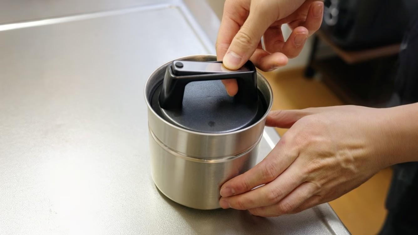キッチンが無臭に。密閉キャニスターを導入したら「生ゴミの嫌なニオイ