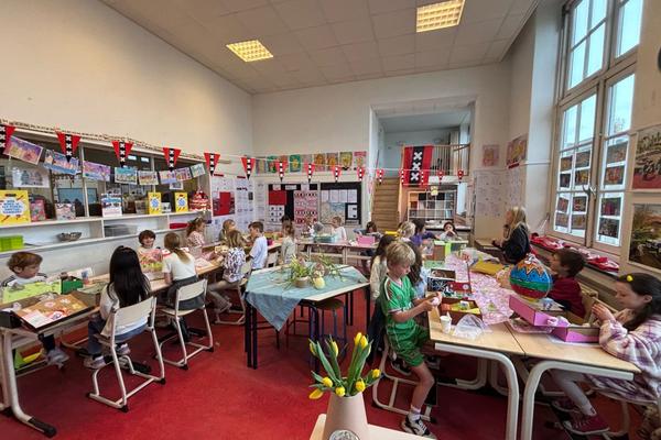 「先生は丸付けしない」「三者面談=課題解決の場」世界一幸せな国・オランダに学ぶ、子どもの伸ばし方