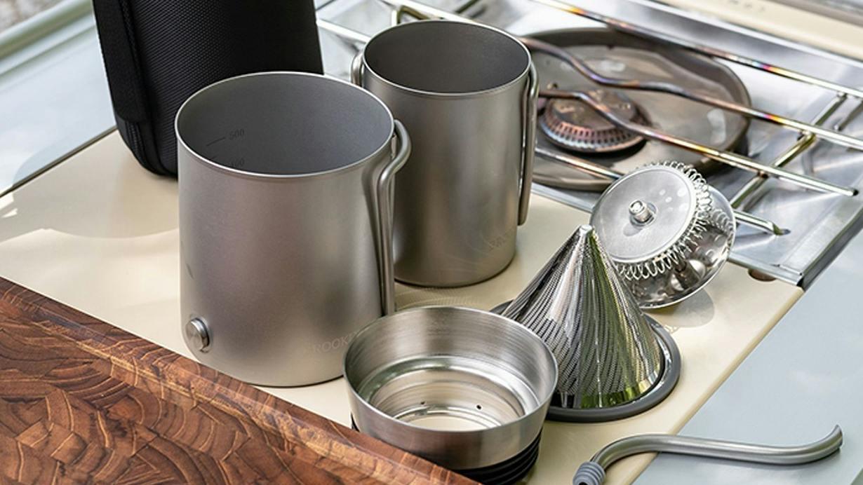 ケトルもドリッパーも全部揃ってる！ 持ち運びにも便利なドリッパー