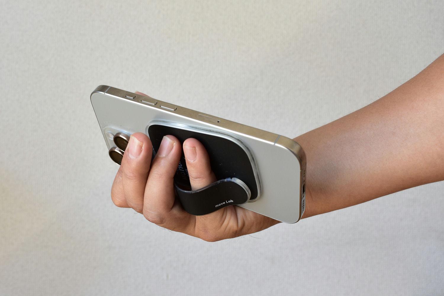 スマホリング派の人必見。縦横でも片手でも操作性が格段に上がる次世代