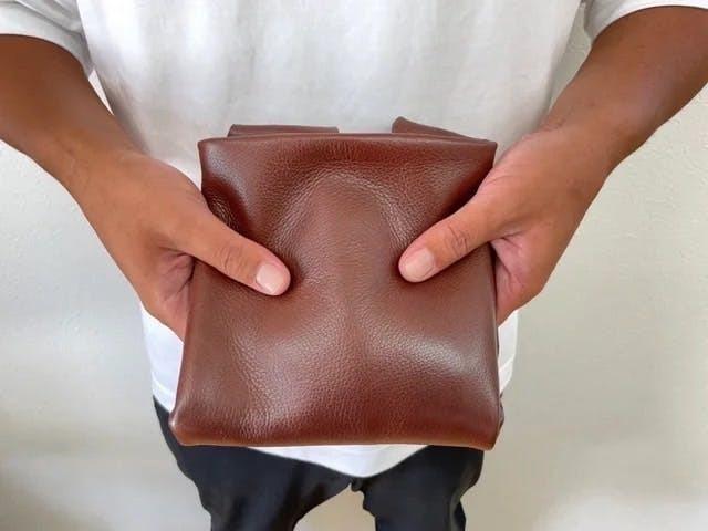 革の手触りで、日常がちょっと整う。「本革製品5点セット福袋 革の手触りで、日常がちょっと整う。「本革製品5点セット福袋