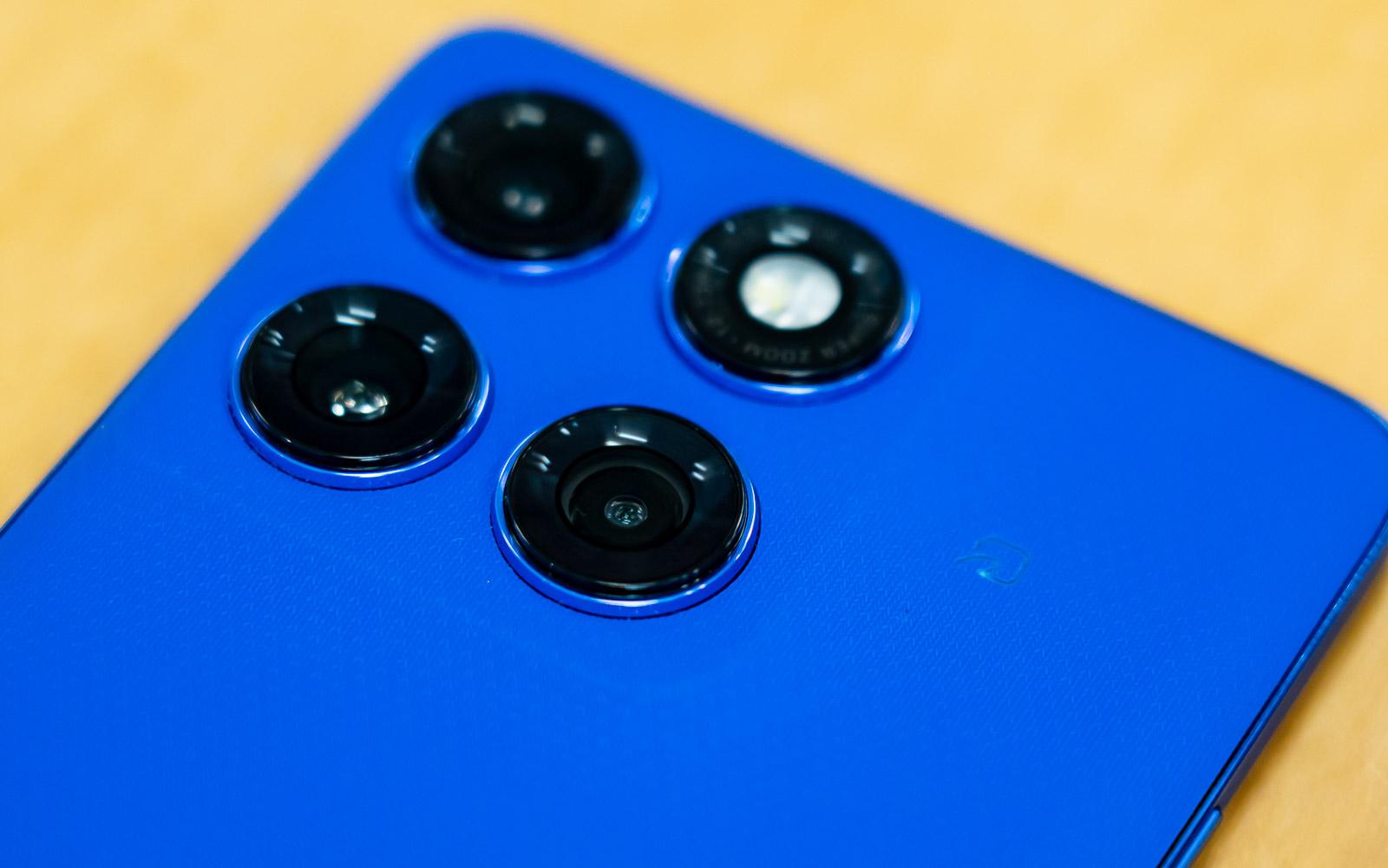 モトローラ新型スマホ「edge 60 pro」が約8万円で登場。タフネス＆125W