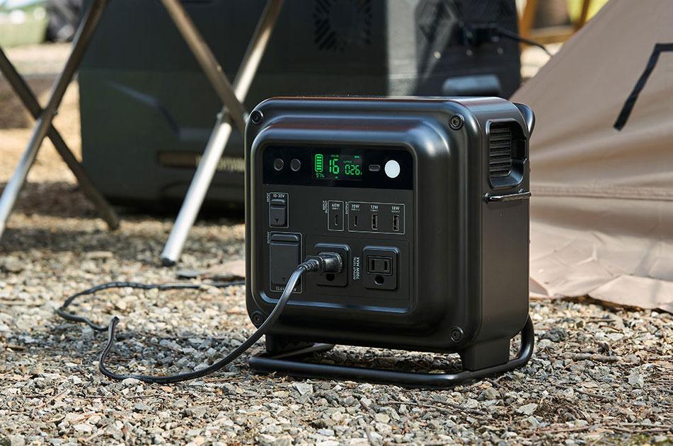 新品★ポータブル電源　700w ポータブル　電源　非常用電源　アウトドア　キャンプ　 エレコムから「キャンパーのためのポータブル電源」が登場！ ソロ