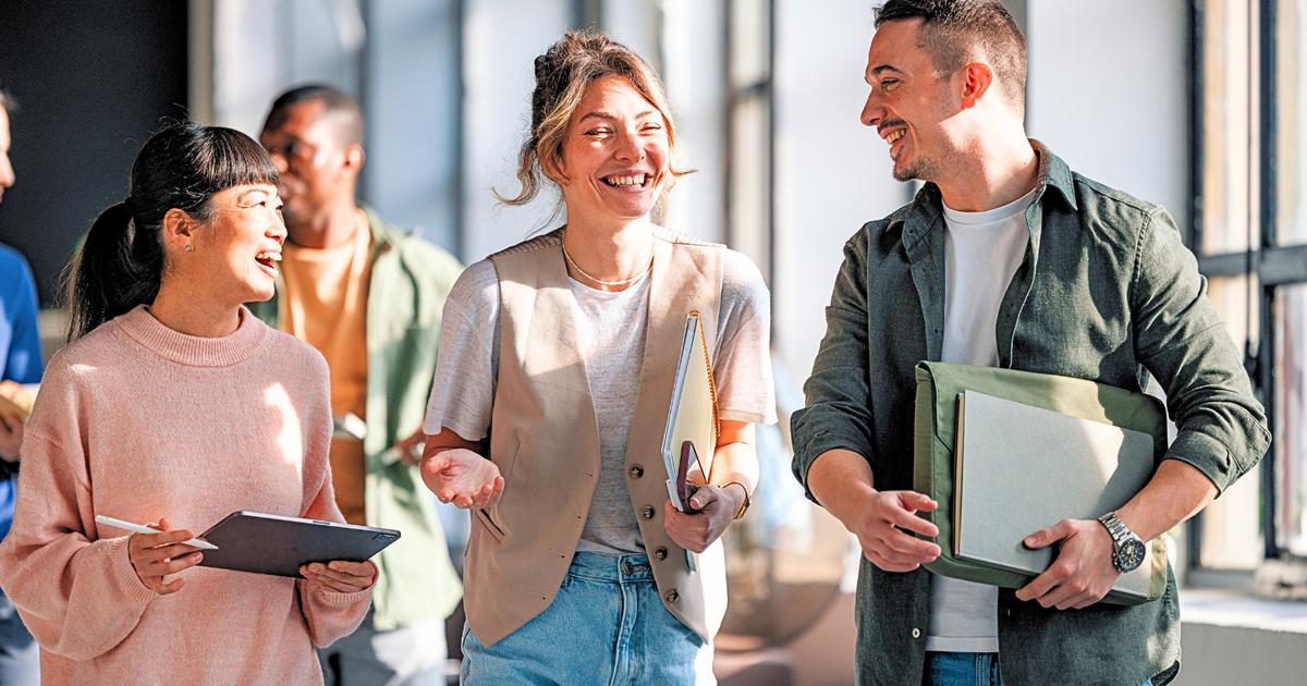 【衝撃】ChatGPTだけでは不十分?2ヶ月で痛感した、仕事効率を劇的に変える4つの秘訣と未来戦略