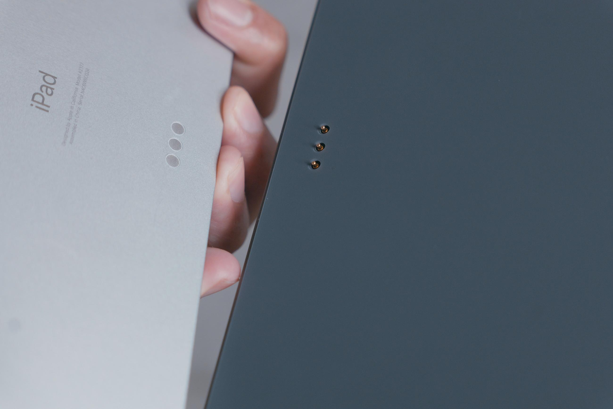 REDBEAN P2 iPadマグネット充電スタンド Amazon.co.jp: REDBEAN P2