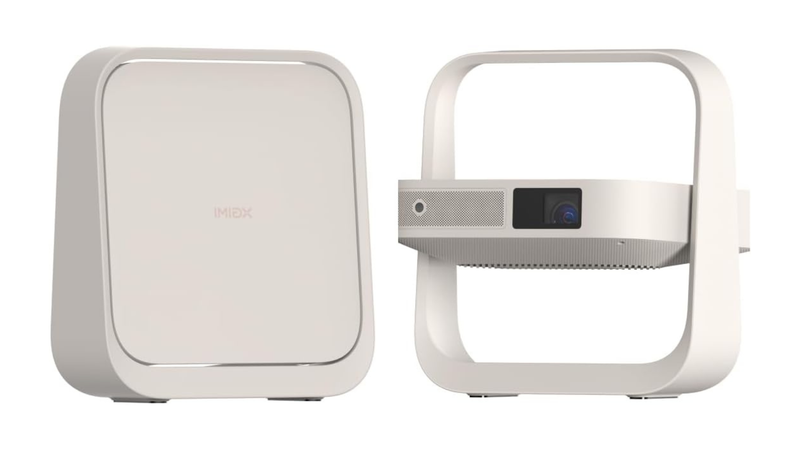 調整いらず、天井にも映せる、コンパクト。プロジェクターの最適解は