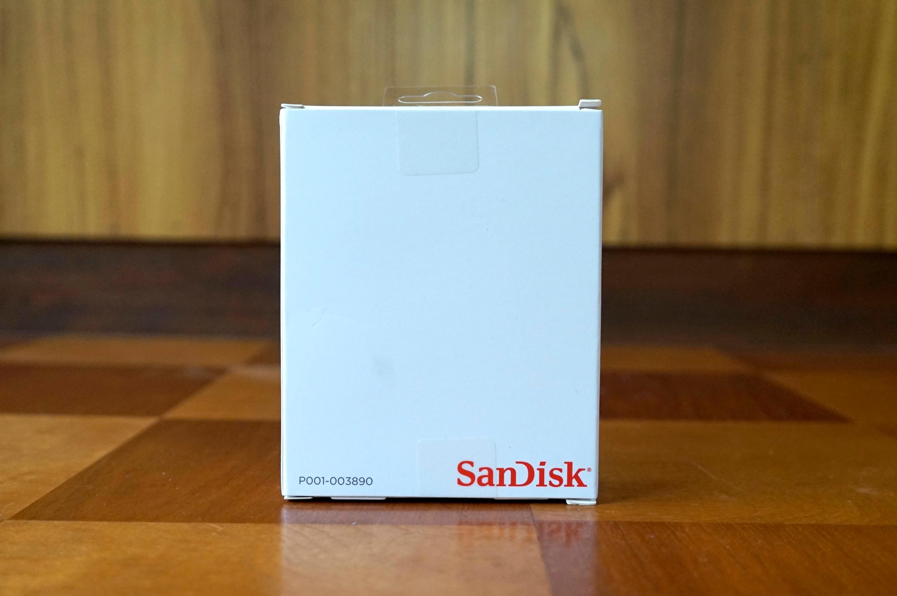 これが最適解。秒速バックアップの「超軽量SSD」に出会って