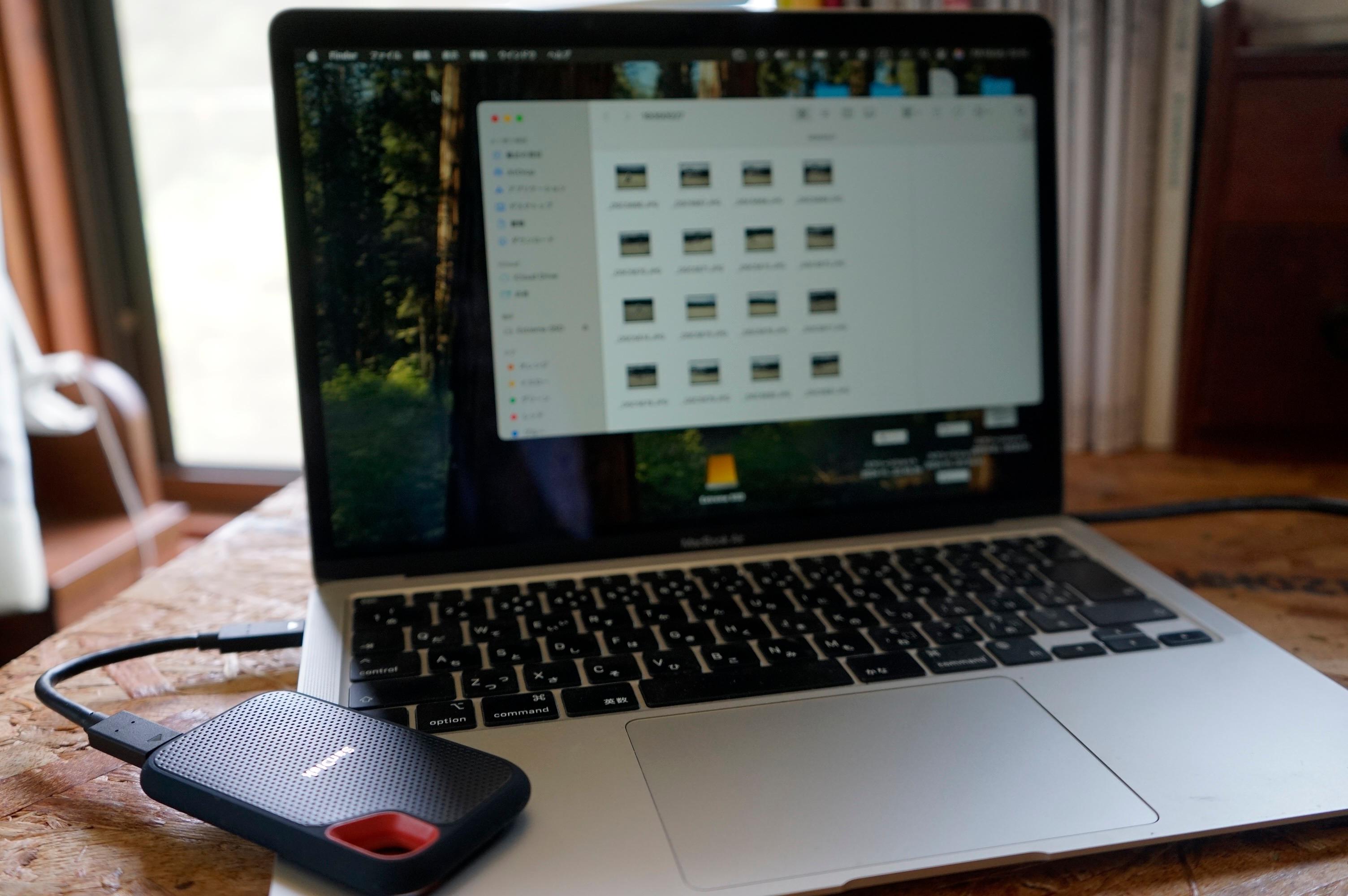 初心者オススメ‼️SSD搭載✨普段使いに❗️ これがSSDの最適解？秒速バックアップの「超軽量SSD」に出会ってしまっ