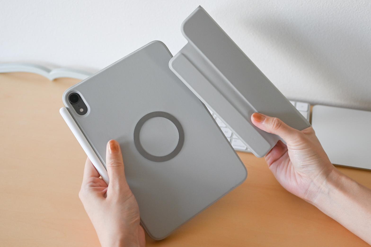 純正iPadケースと比較しながら、たどり着いたelago「MAGNET FOLIO」が
