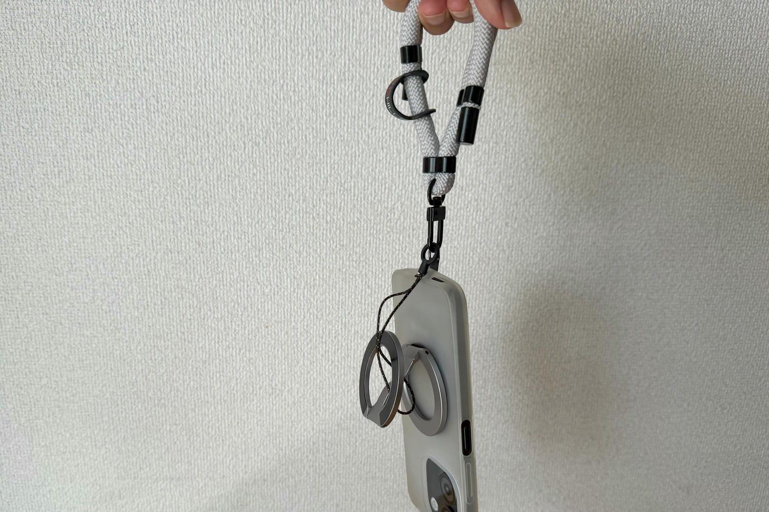 MagSafe対応で着脱一瞬。スマホの操作性を劇的に変えてくれる多機能